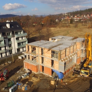 Budynek P-2 kolejny strop ustawiony_1